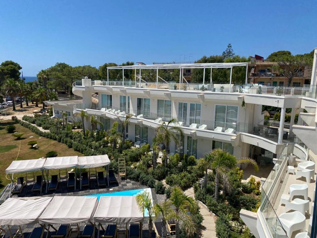 Jonium Hotel - Amazing Sea View And Swimming Pool Pulsano Buitenkant foto