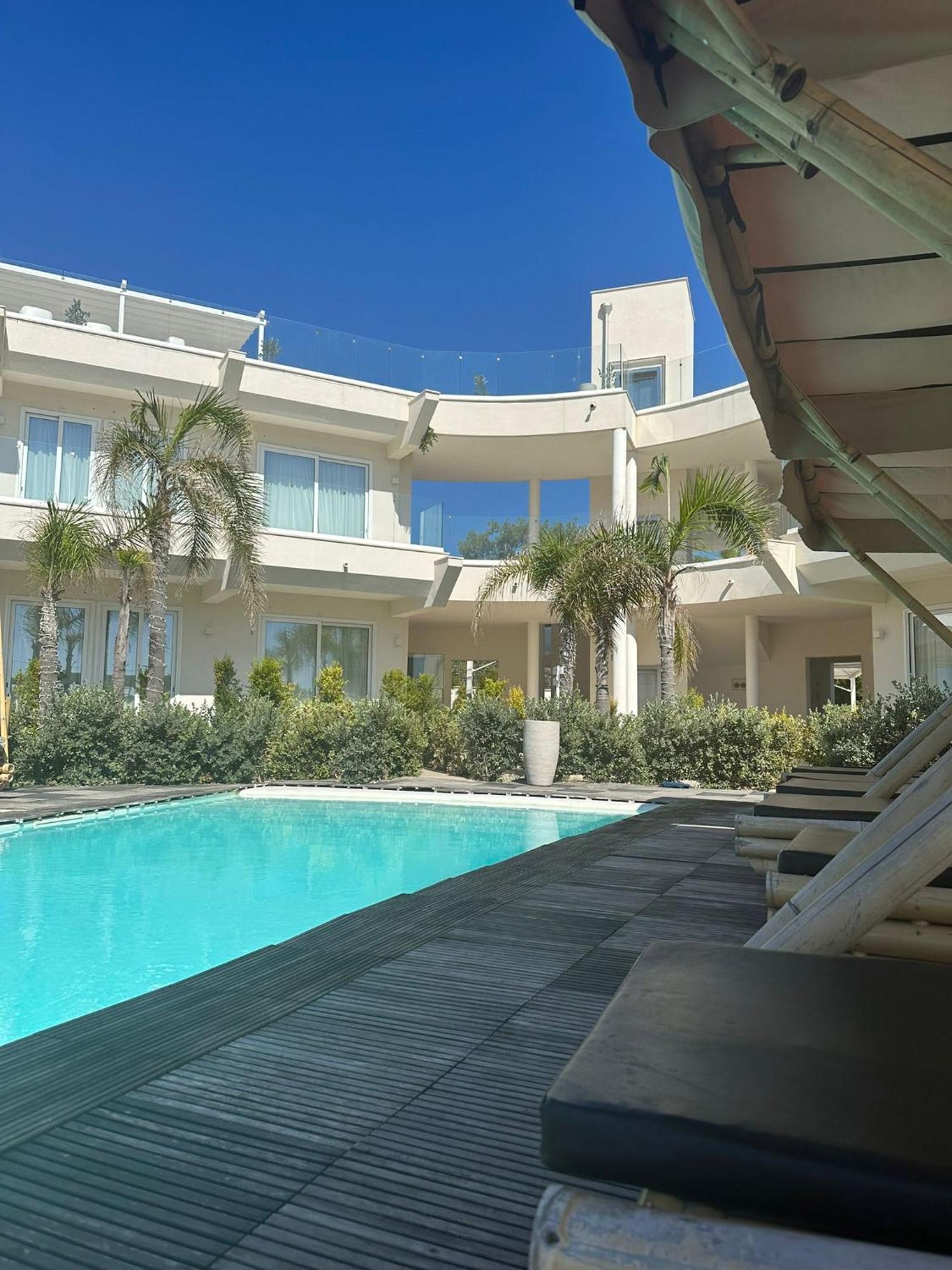 Jonium Hotel - Amazing Sea View And Swimming Pool Pulsano Buitenkant foto