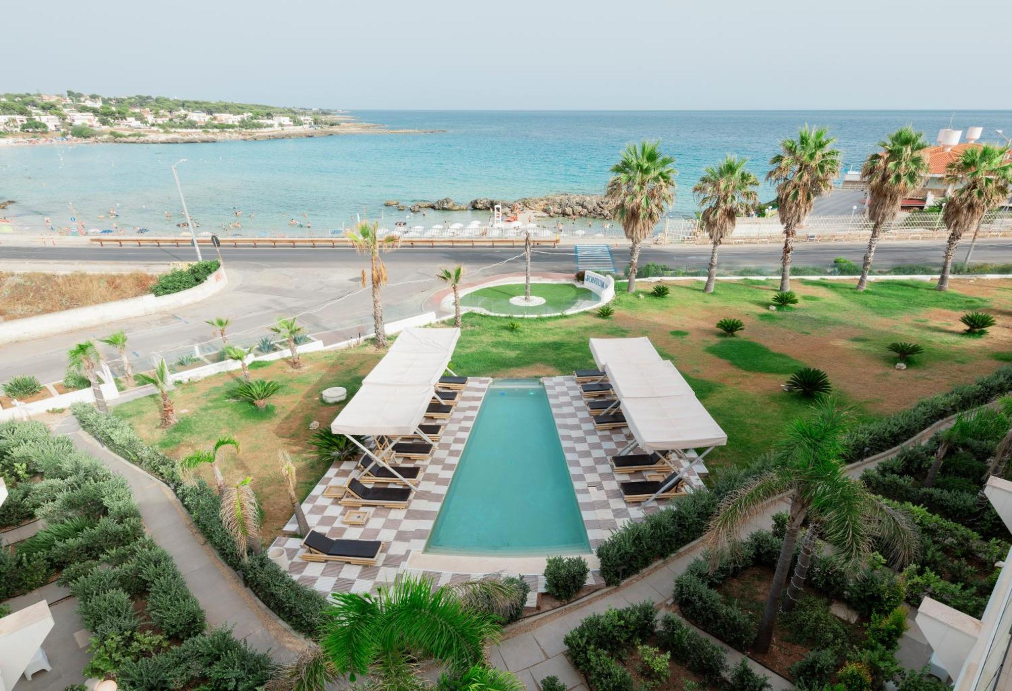 Jonium Hotel - Amazing Sea View And Swimming Pool Pulsano Buitenkant foto